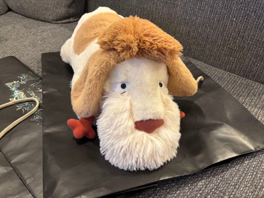 新品未使用タグ付き ジブリパーク 魔女の谷 13人の魔女団限定 ヒン ぬいぐるみ