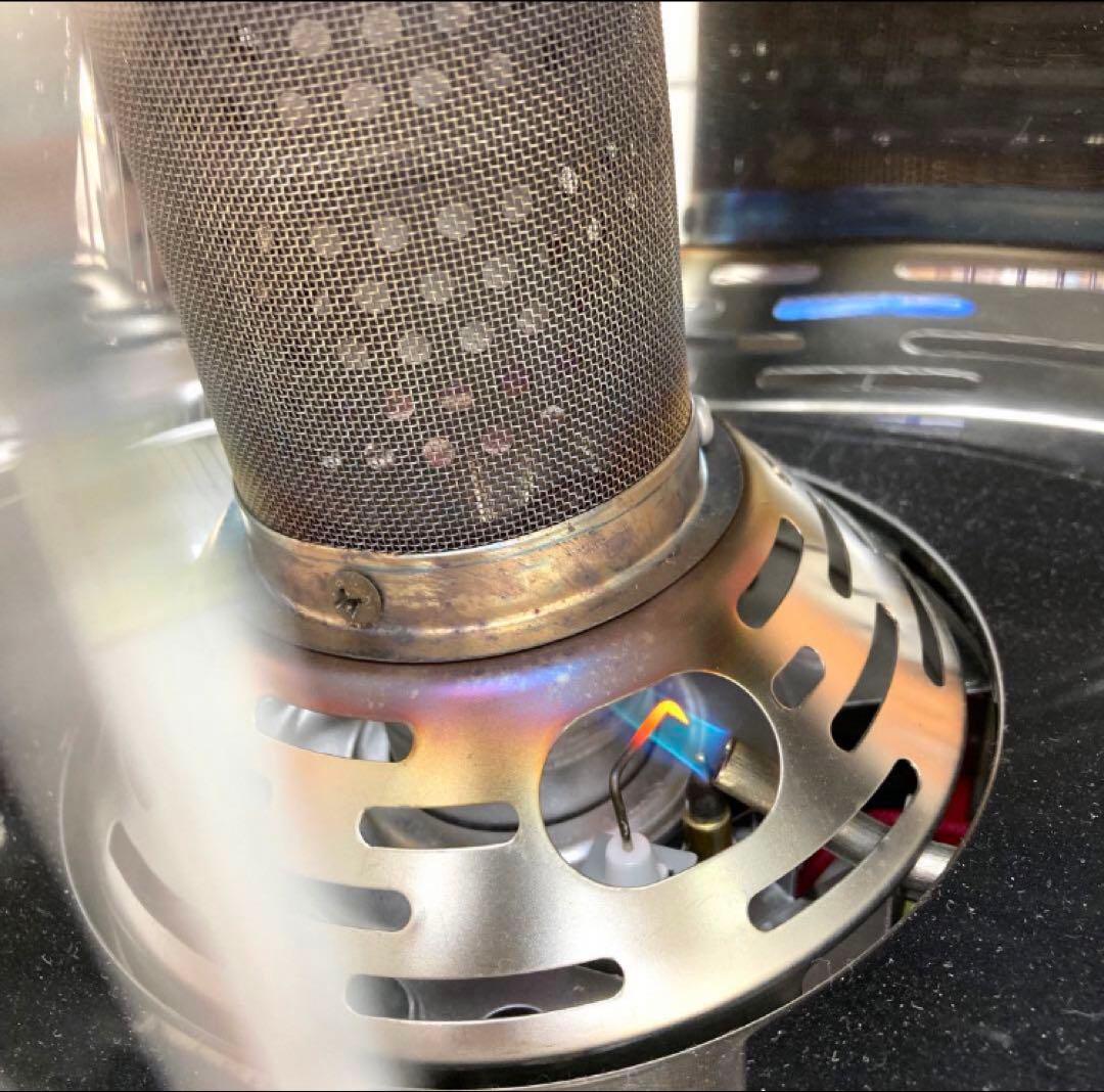 1713-f Iwatani カセットガスストーブ CB-HPR-DBR デカ暖