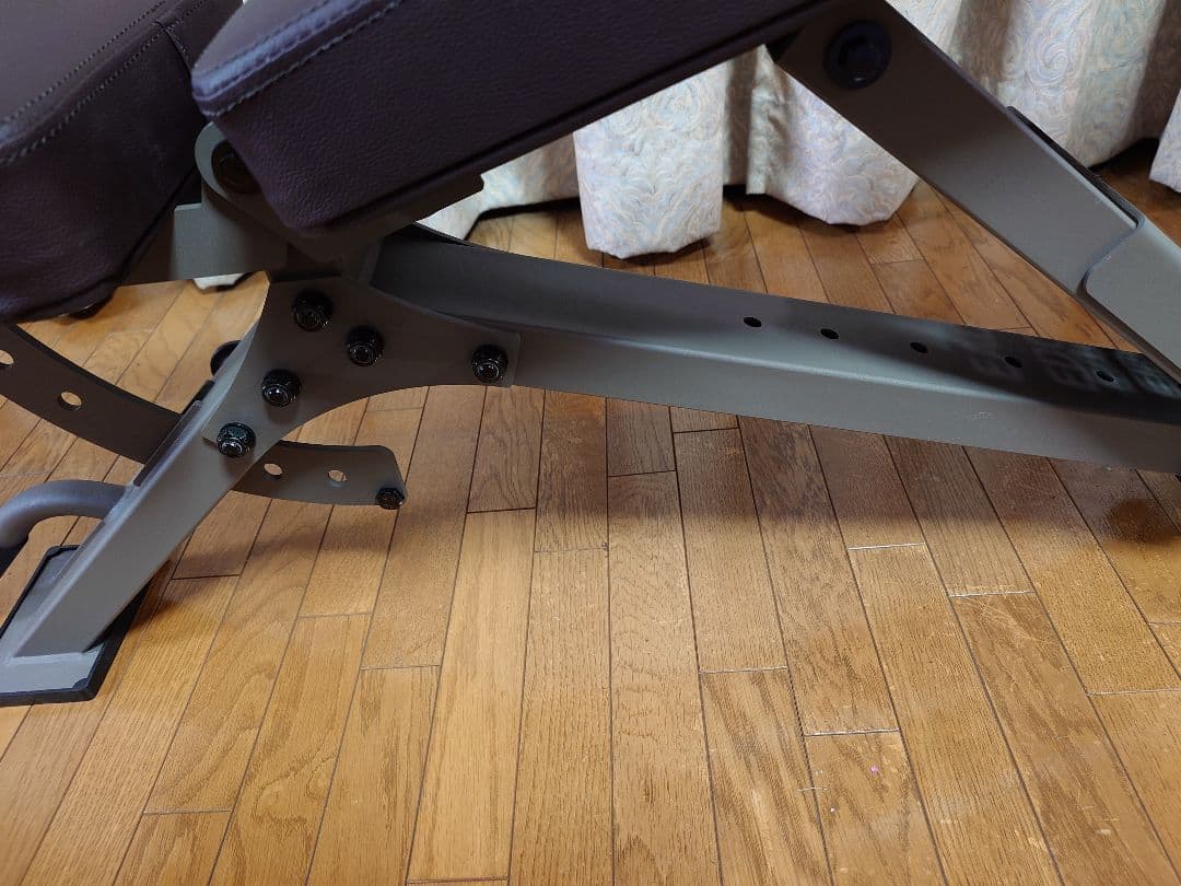 リーディングエッジ アジャスタブルベンチ LE-B100R 耐荷重300kg