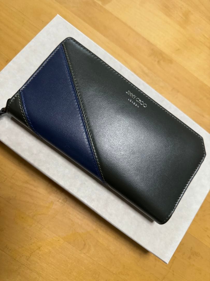 【しー。さま専用】JIMMY CHOOジミーチュウ レザーラウンドジップ長財布