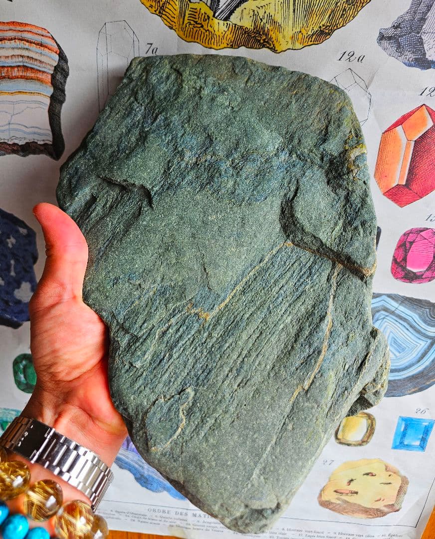 約3㎏以上あり‼️高波動‼️出雲の青石 原石