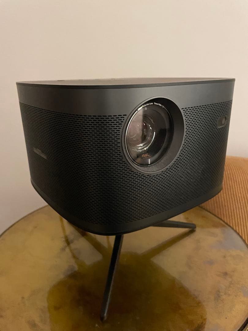 XGIMI Horizon pro 本体 ミニ三脚セット 値下げ依頼対応しました