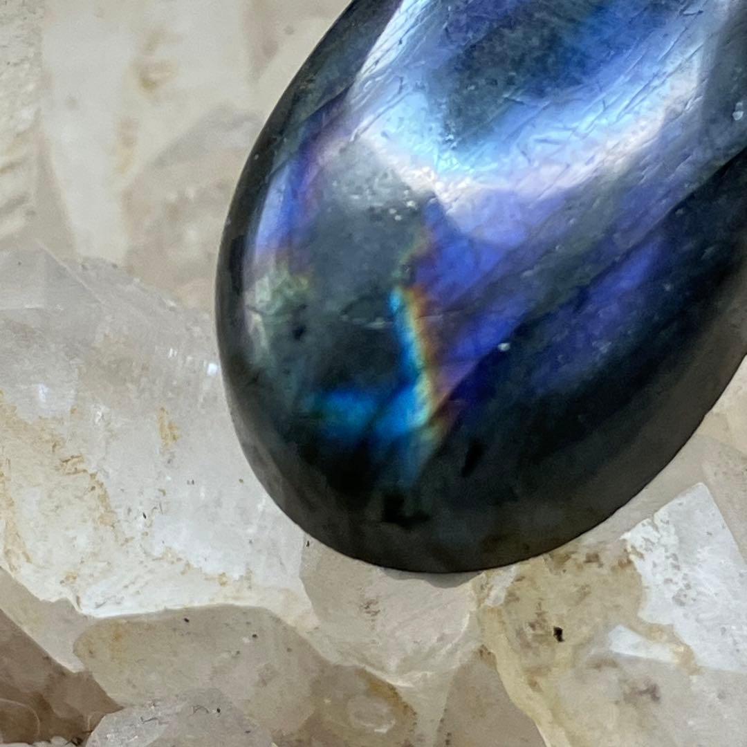 ヒマラヤ水晶 原石 パワーストーン ヒーリングストーン虹入 高波動 天然石