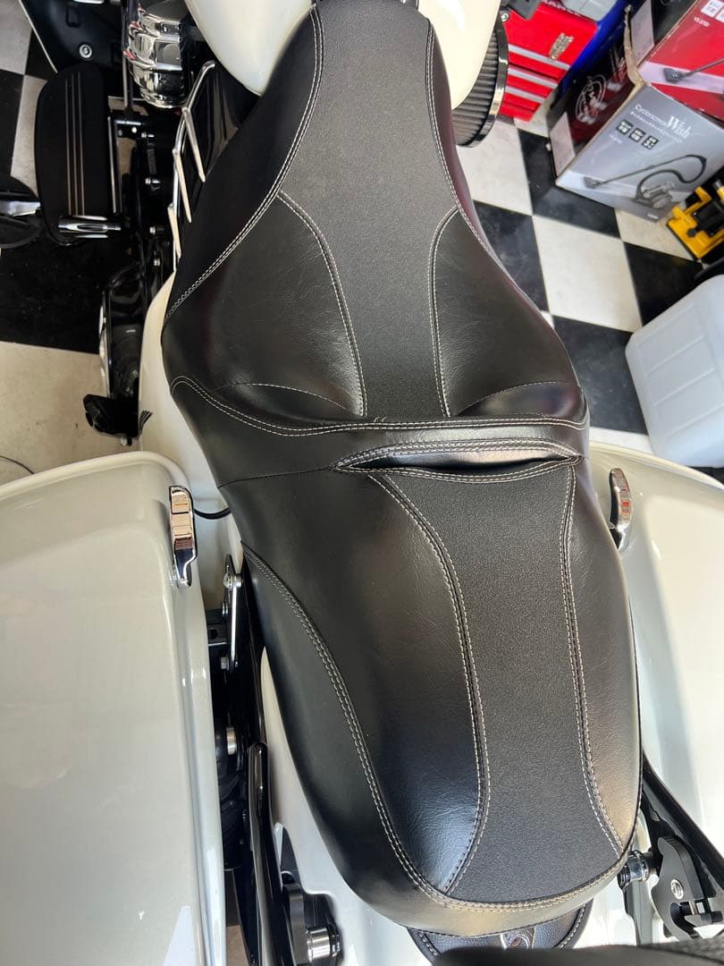 ★美品★Hurleyハーレー純正 2UP シート （張替えカスタム）