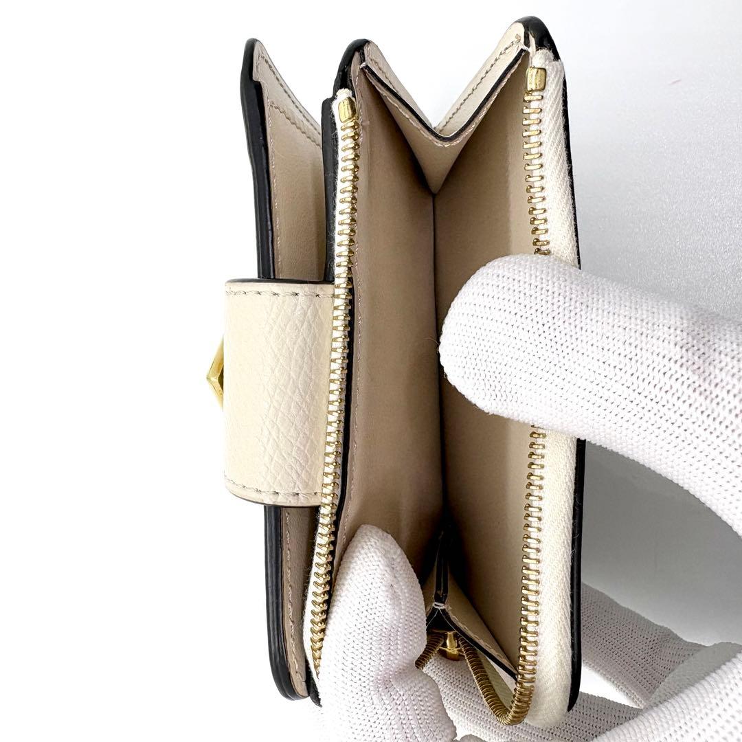 FENDI 二つ折り財布 FF ダイヤモンドウォレット