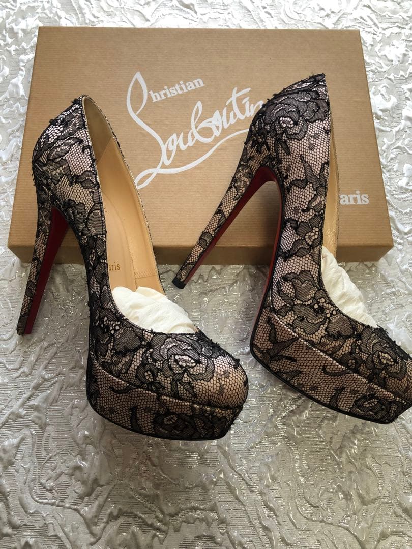 みなさん専用　Christian Louboutin レース ハイヒール