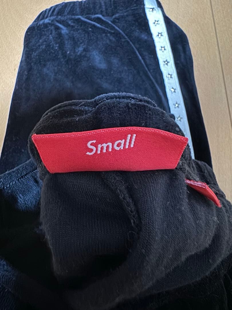 パンツ Supreme Studded Velour Track Pant