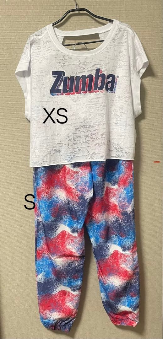 ZUMBA TシャツXS パンツS