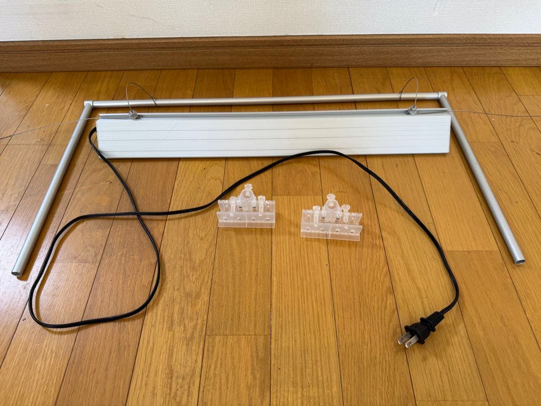 アクロ LED TRIANGLE用ライト＋スタンド 60cm水槽用