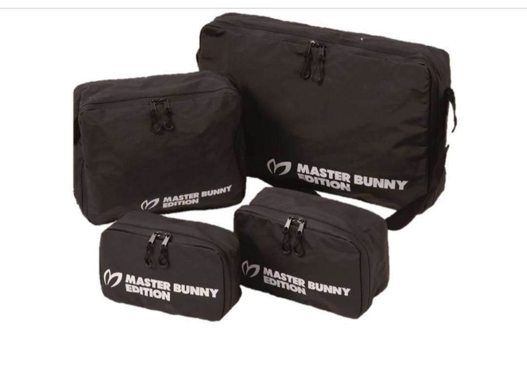 MASTER BUNNY EDITION キャリーケース ブラック