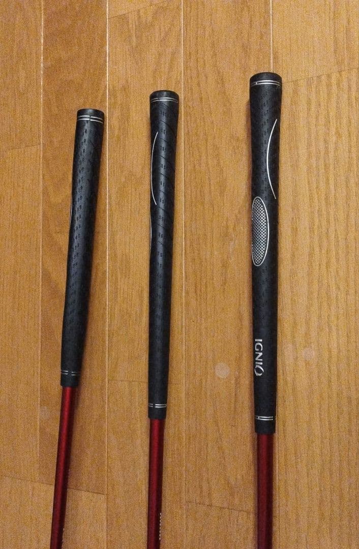 IGNIO イグニオ ジュニアゴルフクラブセット グラブ3本 バッグ 6〜8歳用