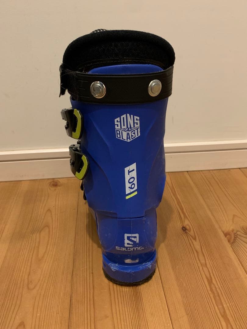 サロモン子ども用スキー靴 23.0-23.5cm