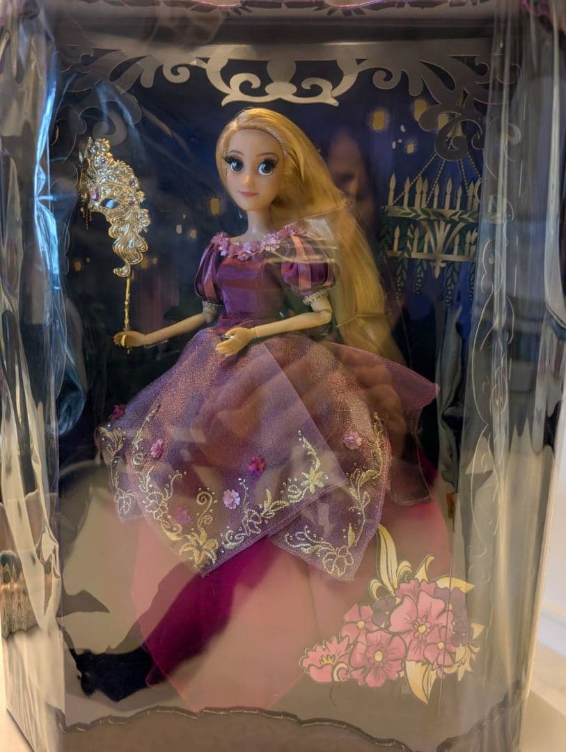 ディズニー　ラプンツェル　リミテッドドール　マスカレード