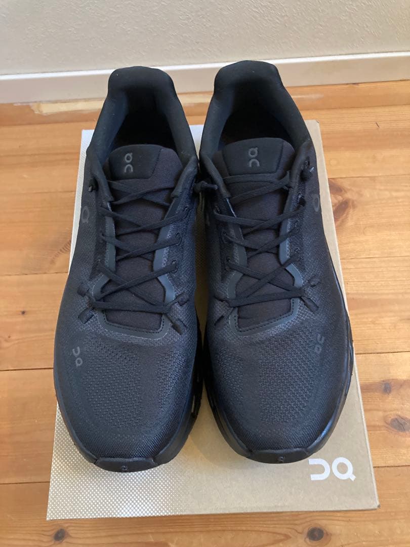 On クラウドティルト Cloudtilt 28cm