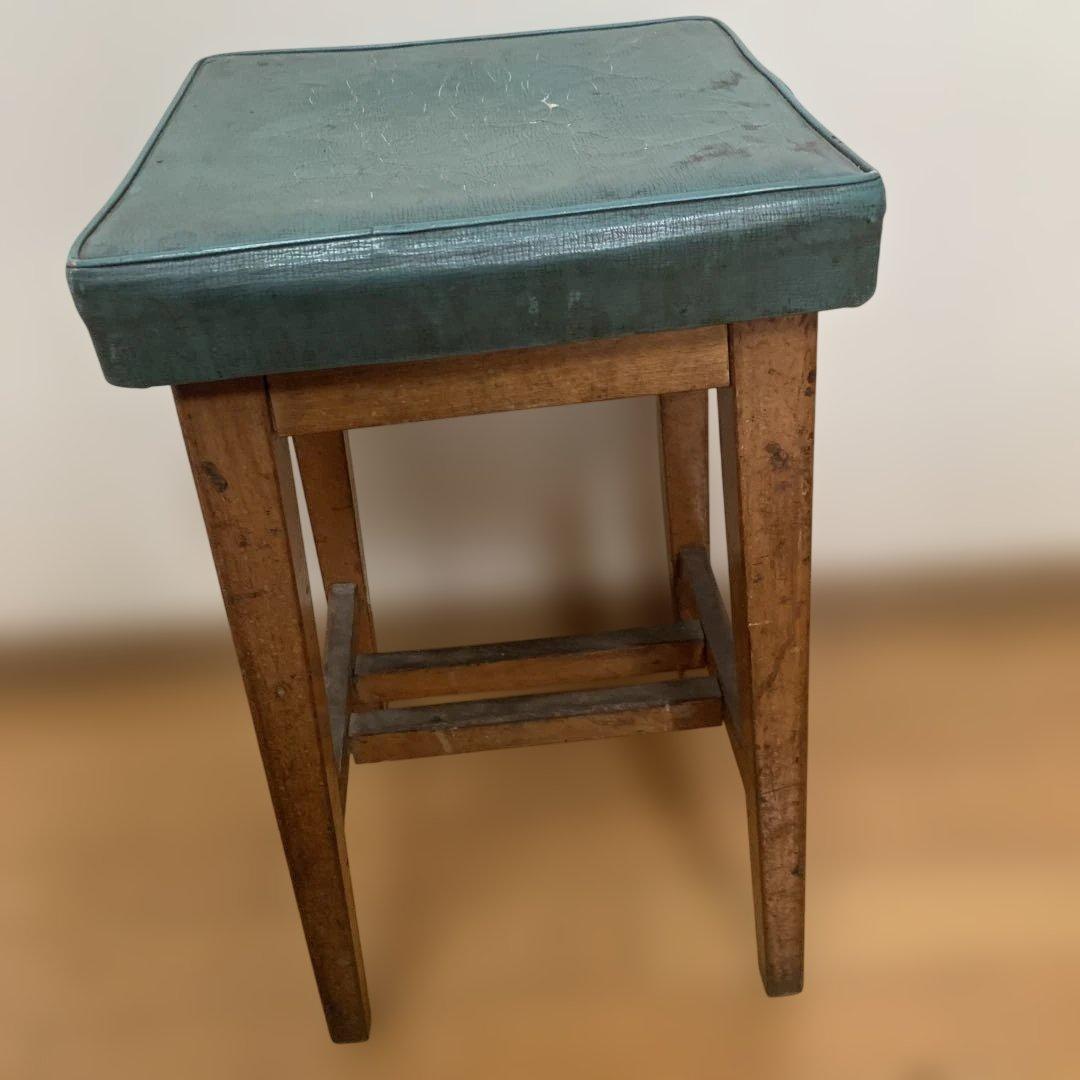 昭和レトロ　木製スツール 緑色クッション付き アンティーク　インテリア　オブジェ