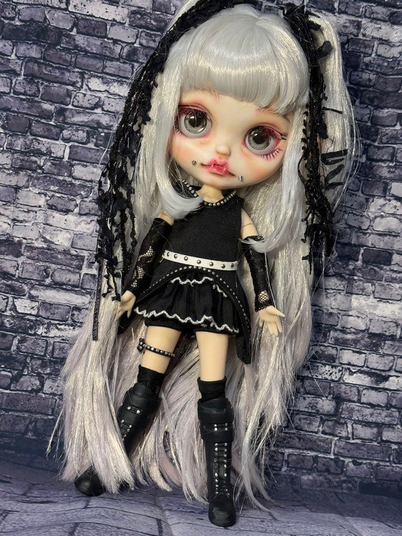 r*k様 アイシードール 本体女の子　OF付き　カスタムアイシードール