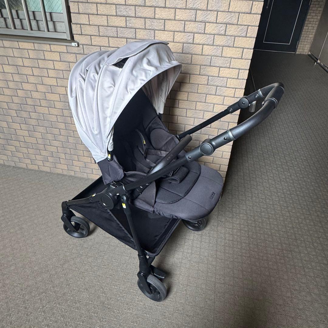 アップリカ　ルーチェフリー　ベージュ