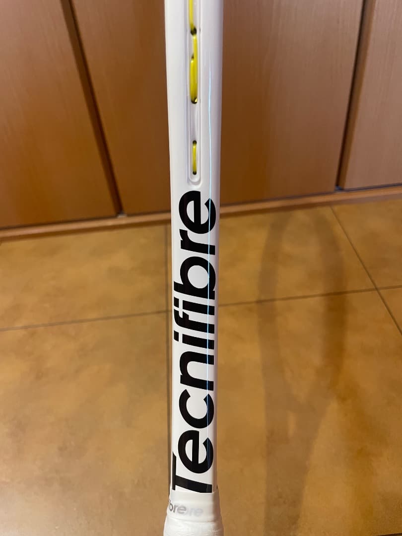 Tecnifibre T-Fight 300s テニスラケット