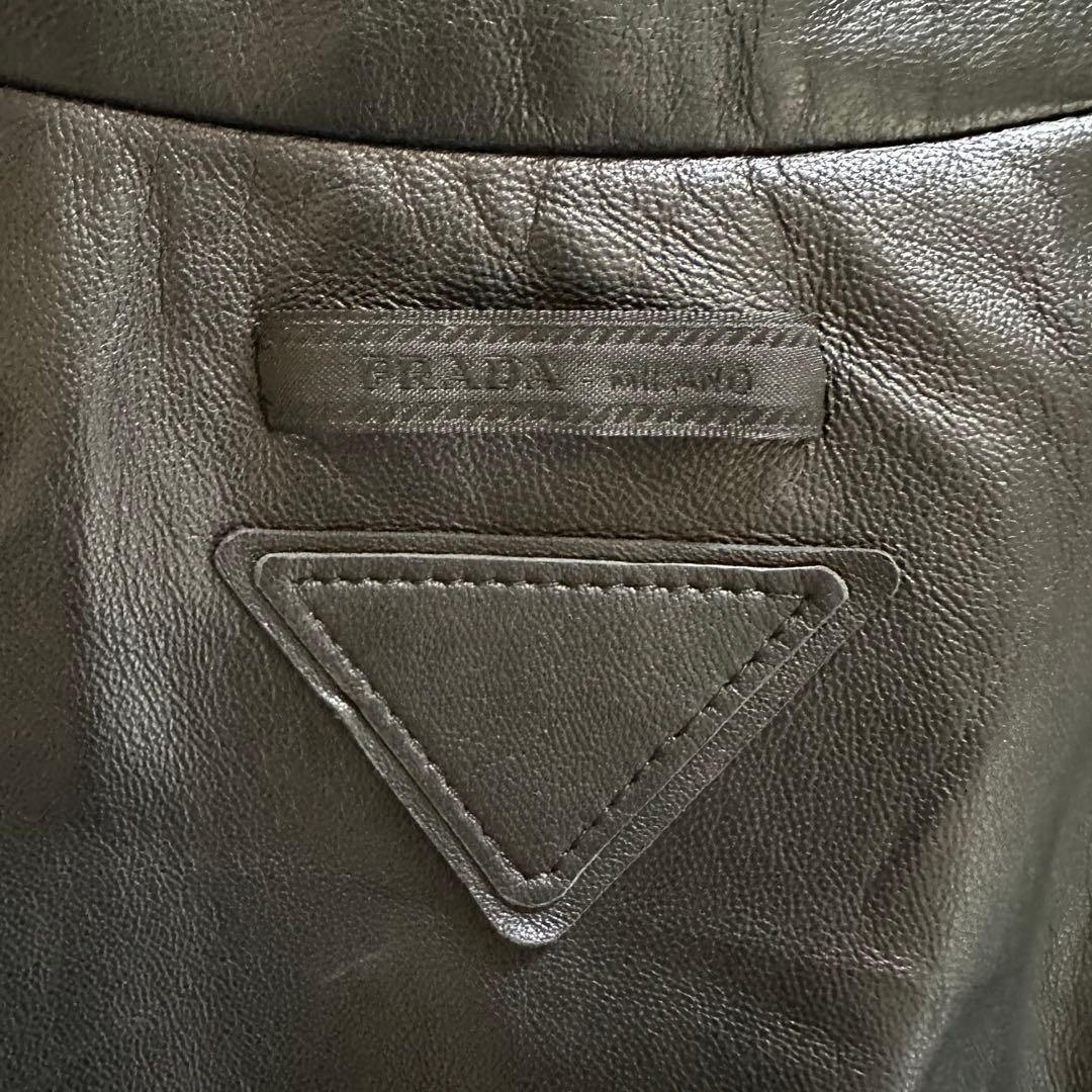 美品 PRADA ラムレザージップアップジャケット イタリア製 三角ロゴ