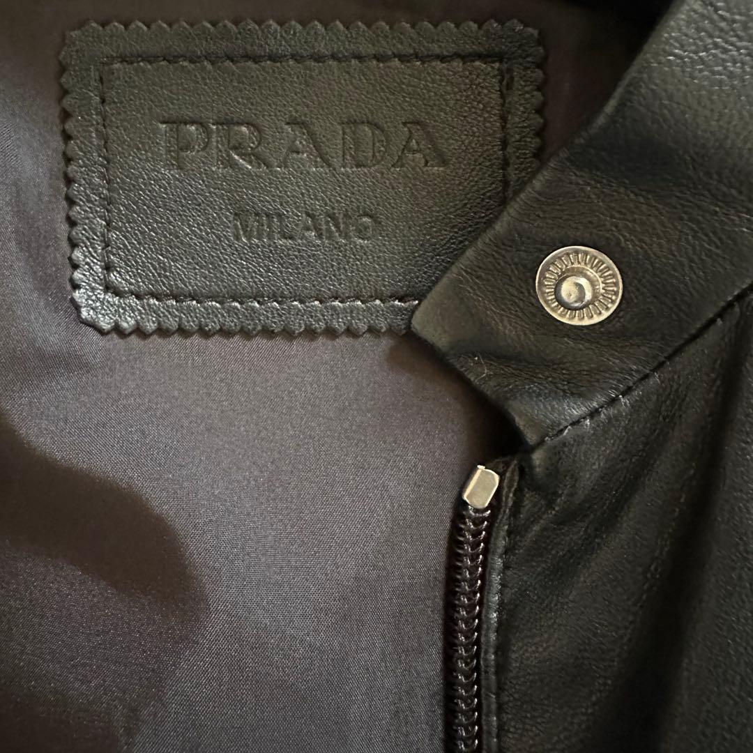 美品 PRADA ラムレザージップアップジャケット イタリア製 三角ロゴ