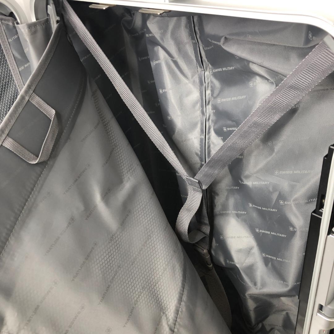 スイスミリタリー スーツケース 28インチ 105L TSAロック/ヤS3065