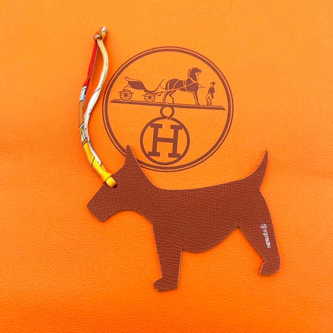 エルメス チャーム プティアッシュ シュナウザー エトゥープ 犬 ドッグ