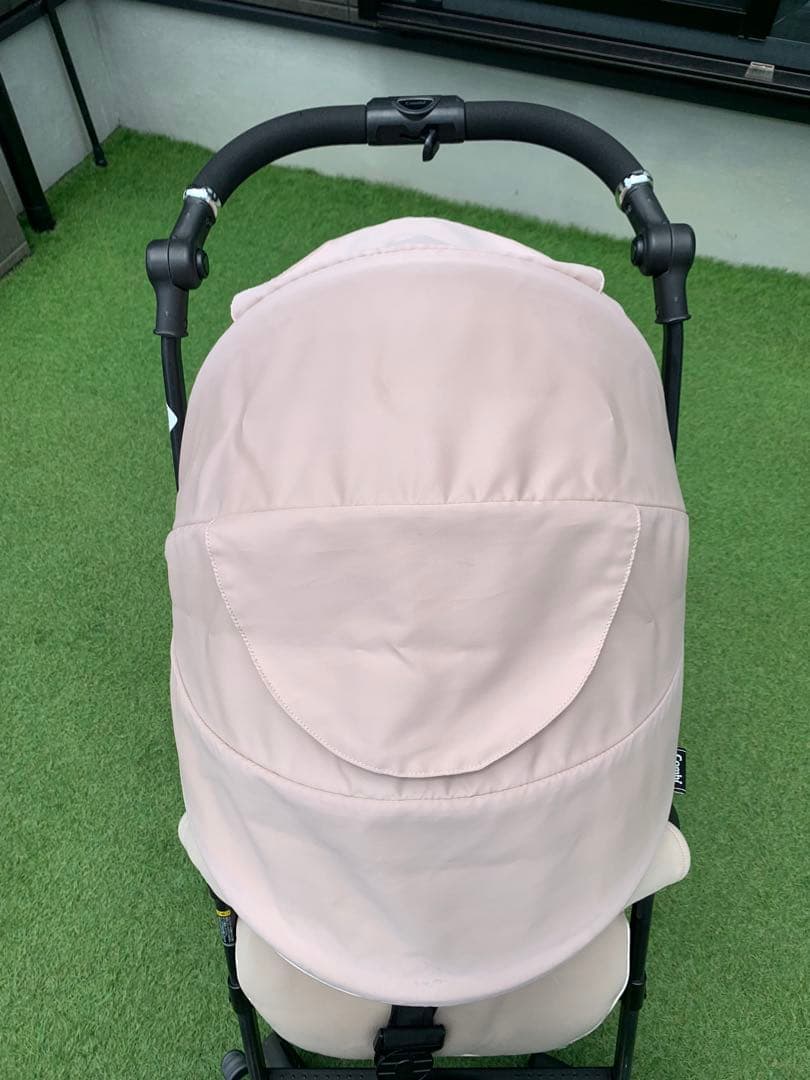 【美品】Combi メチャカルハンディオート4キャス　compact