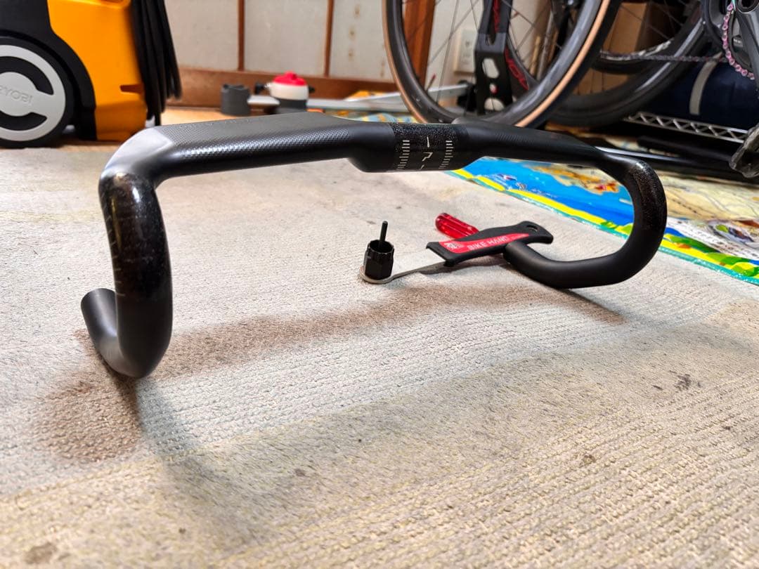 Prime Primavera エアロカーボンハンドルバー 380