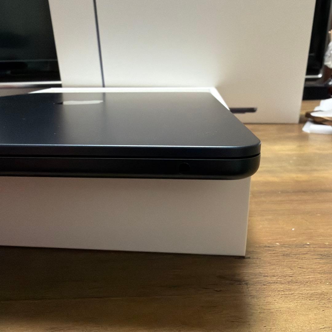 MacBook本体 MacBook Air 2022 M2 8GB 512GB MLY43J/A