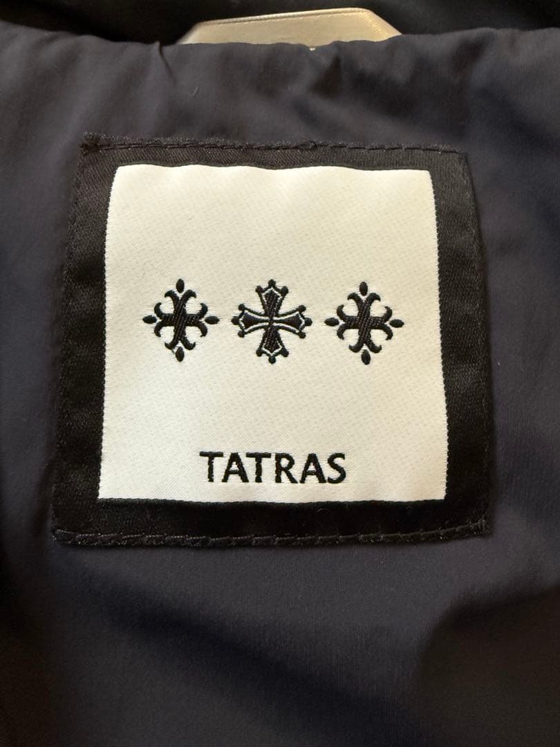 TATRAS 本物保証　調整可能ベルト付き暖かく素敵なダウンコート　最終価格！！