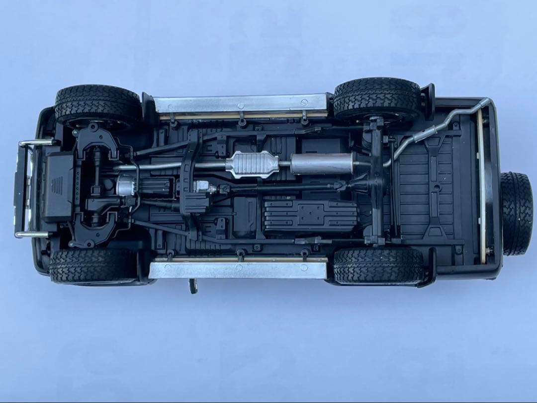 ム*ク様 1/24 アオシマハイラックスサーフの完成品