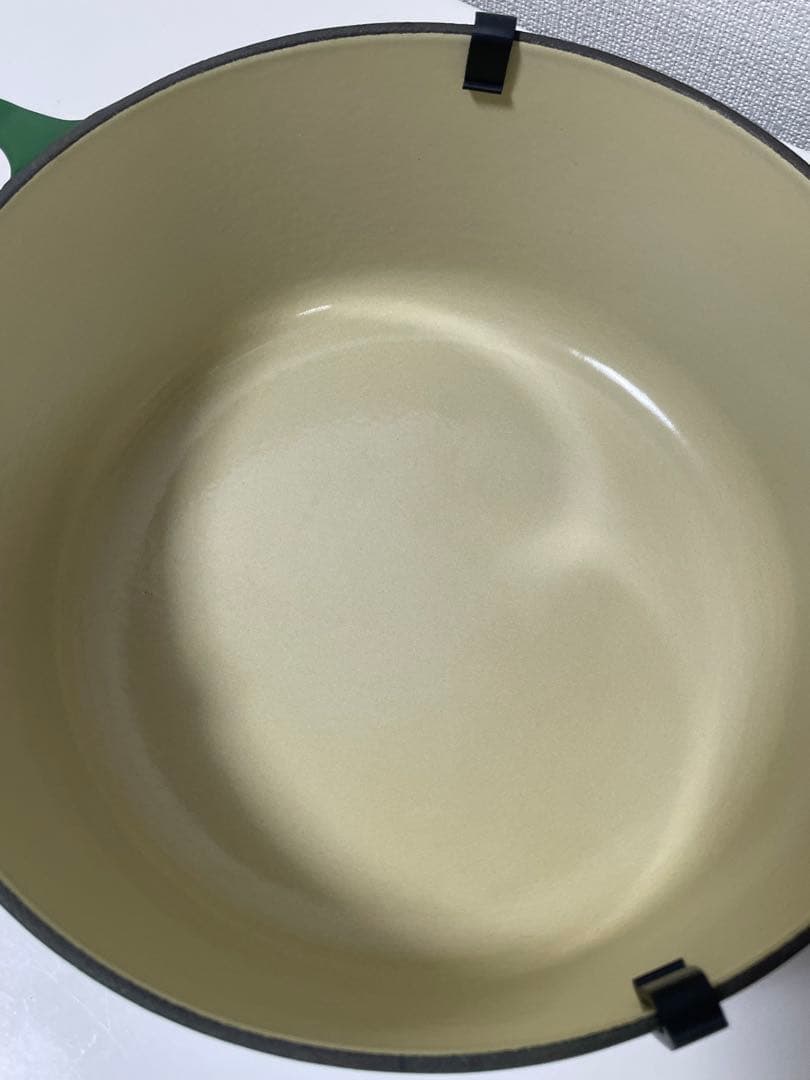 【新品未使用】廃盤　LE CREUSET　クラシックグリーン 22cm