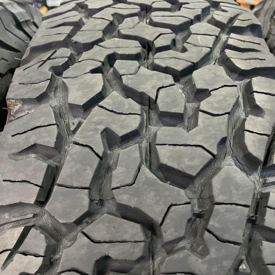 BFGoodrich All-Terrain T/A 16インチタイヤ