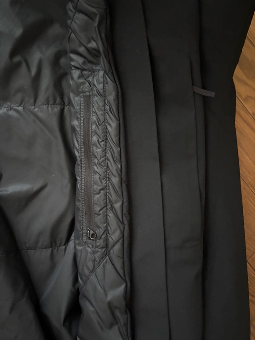 アークテリクス　ヴィアランス　コート　サイズs 黒　ゴアテックス