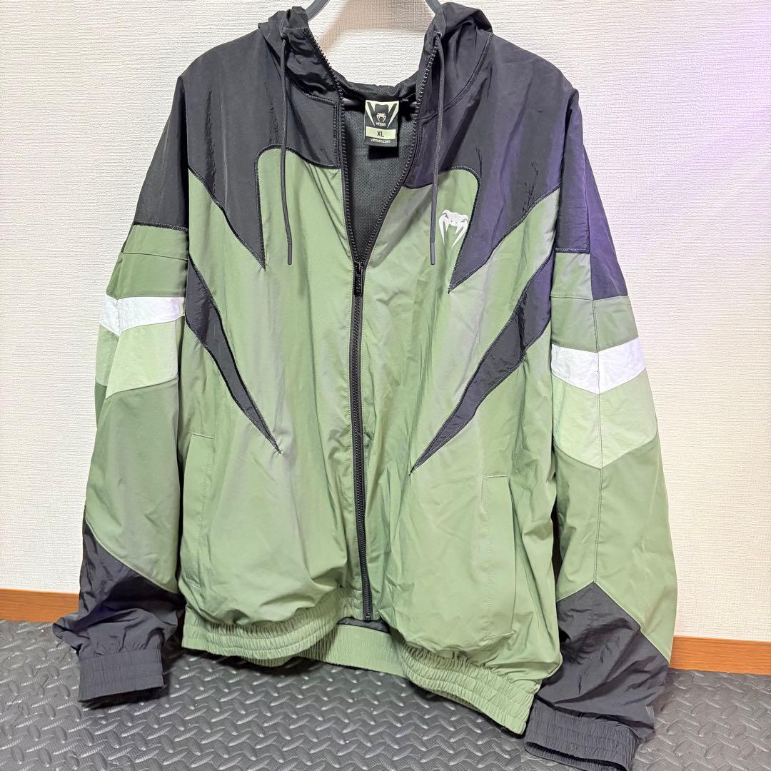 Venum Attack 90 トラックスーツ・カーキ XL