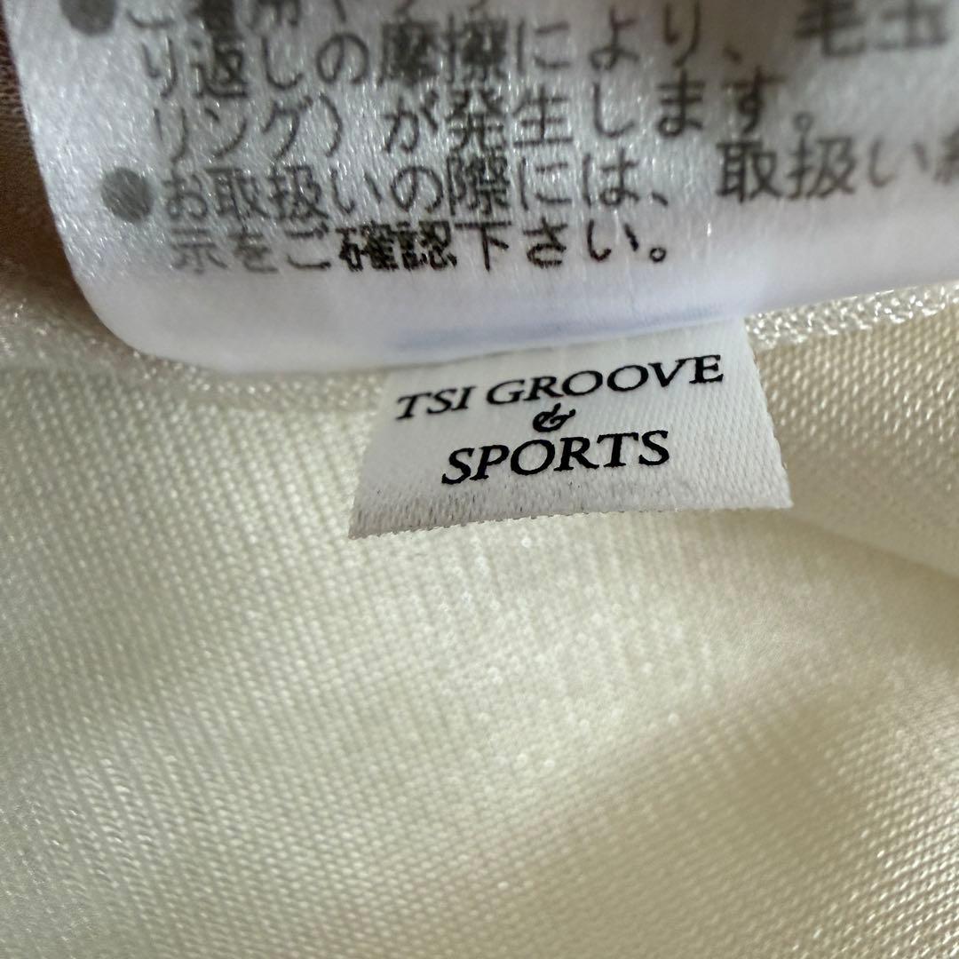 蓄熱　防寒裏地　カシミヤ　マスターバニー　ニット　セーター　4 M〜L相当　白