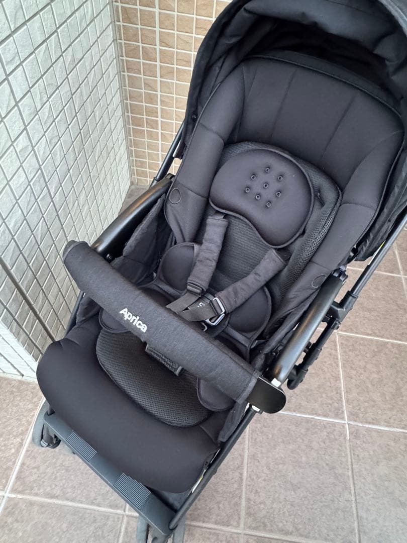 2024年モデル　Aprica ラクーナクッションフリープラス