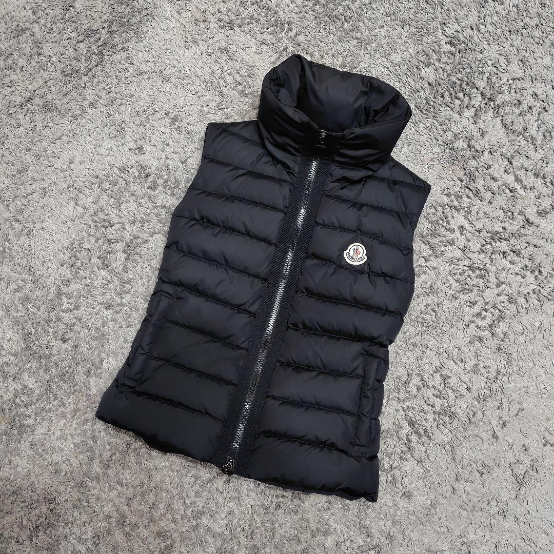 モンクレール × サカイ Masae ダウンベスト ジレ レディース 黒 00