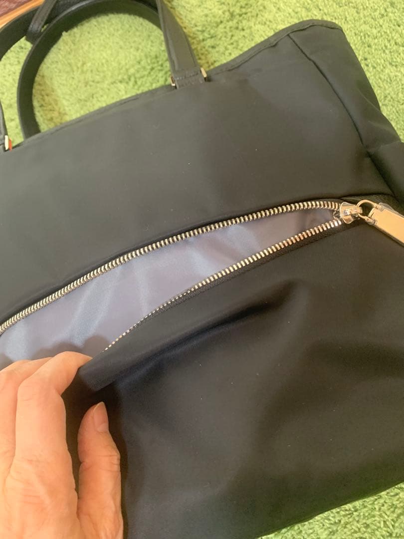 新品27500円IS/IT ピアーダA4サイズ トートバッグ　ビジネスバッグ