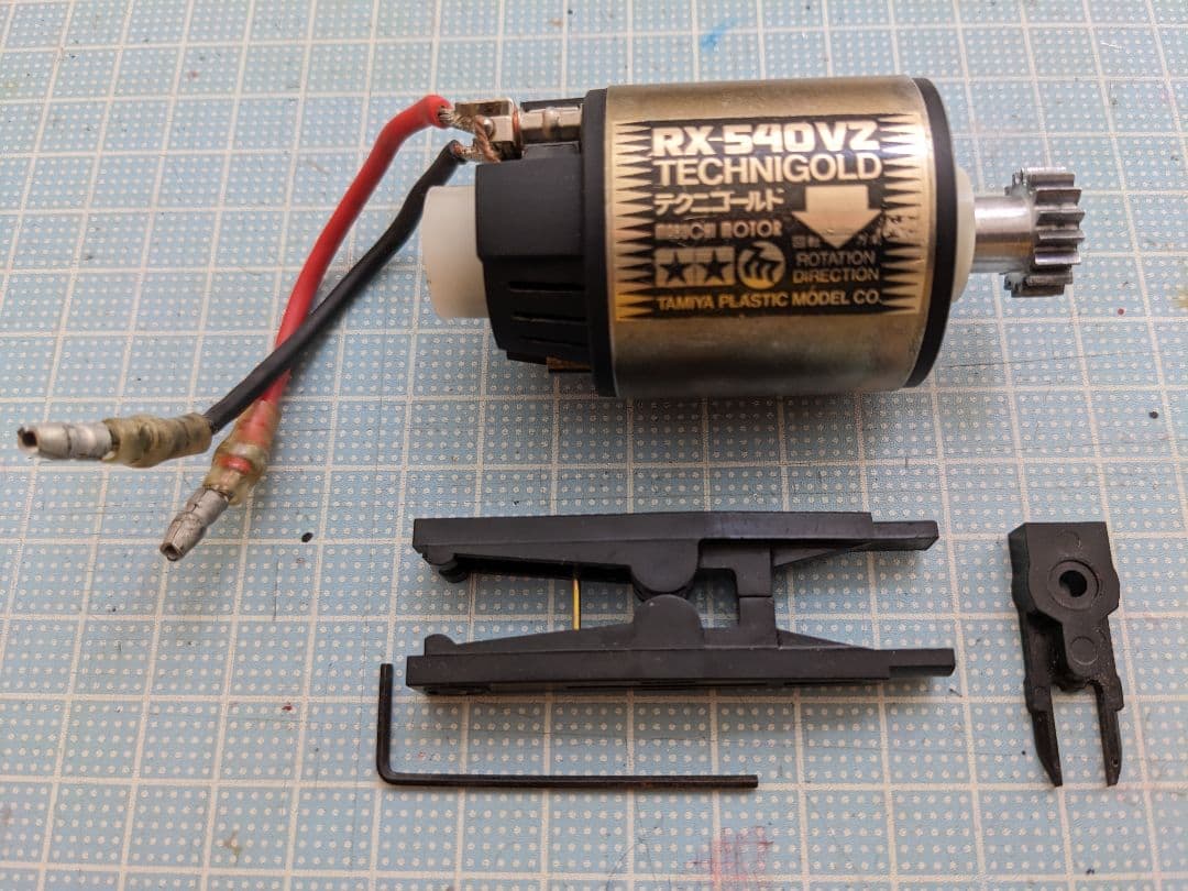 タミヤ ポルシェ 959パリダカ　1/12 RCフルセット