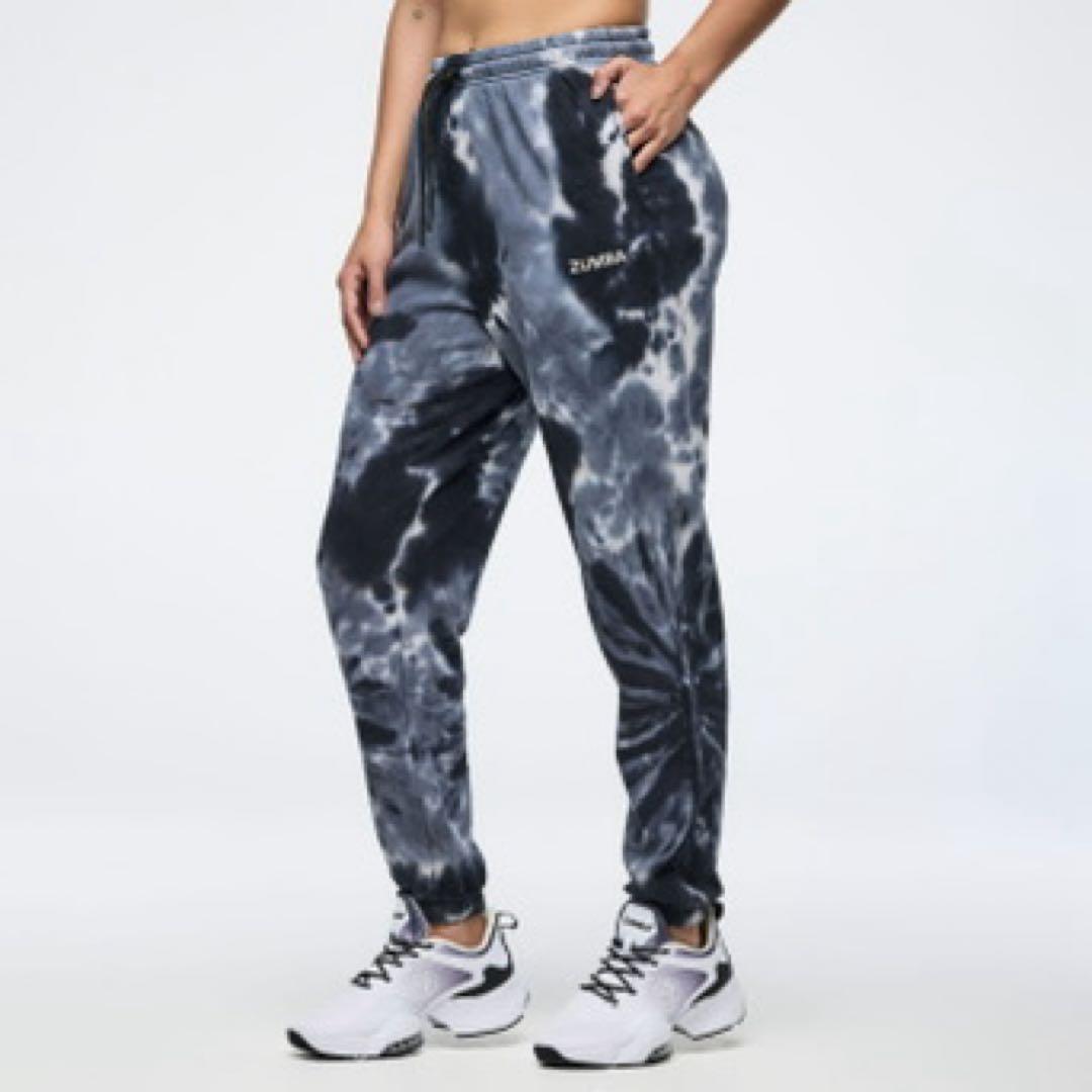 テ*ク様 ★新品★希少品★ZUMBA®️男女兼用スエットパンツ Mサイズ