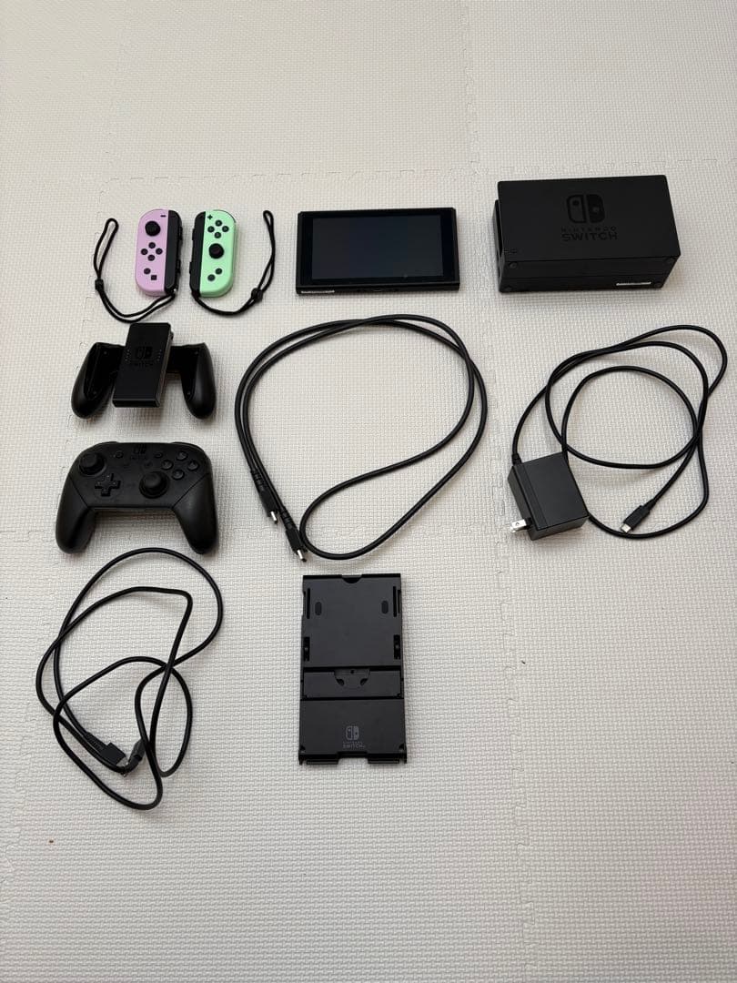 Nintendo Switch 本体 &プロコン&スタンド