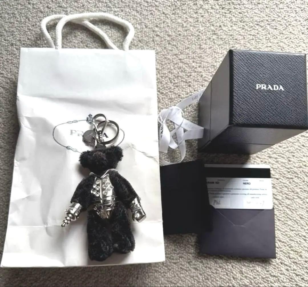 新品未使用　PRADA (プラダ) ベア チャーム キーホルダー ブラック