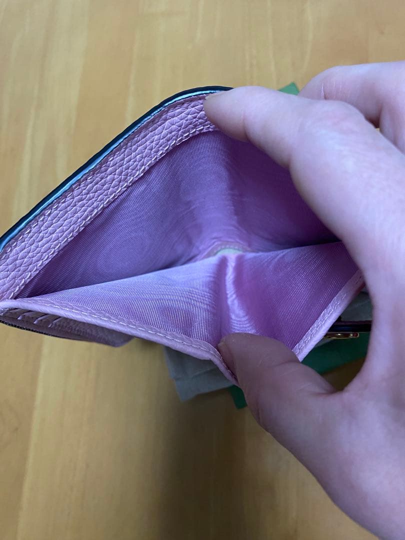 GUCCI GGロゴ 二つ折り財布 ピンク