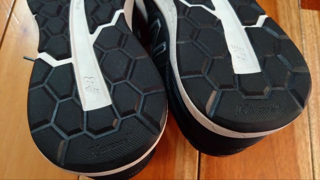 ニューバランス　24.0cm　スニーカー　WW880 防水GORE-TEXモデル