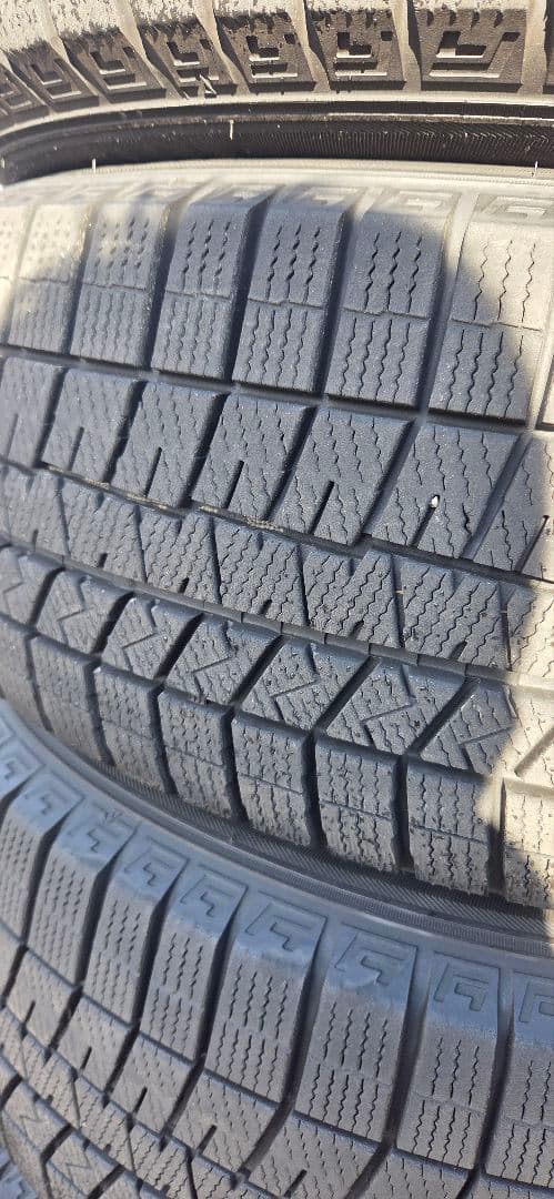 JEEP Cherokee KL 225/60R17 スタッドレス