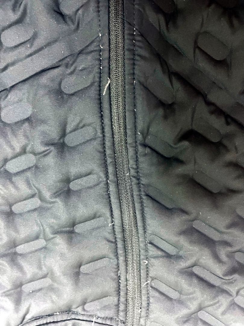 NIKE　エアロロフトベスト 　ダウンベスト　サイズM ナイキ