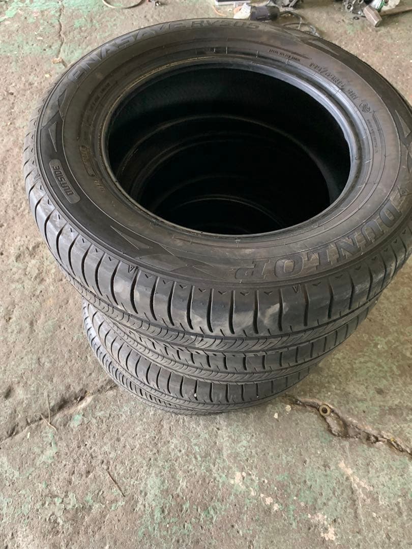ダンロップ　エナセーブ　195/65R15 4本　製造2024年 溝あり