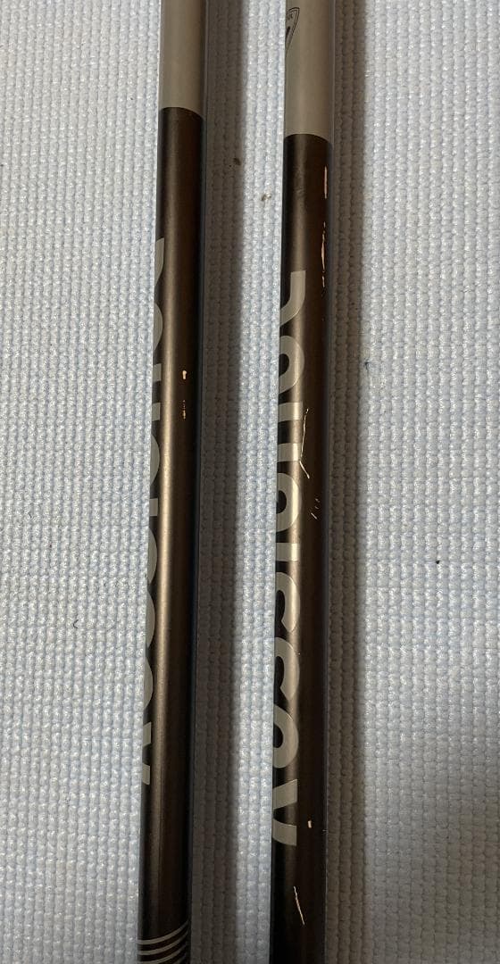 ROSSIGNOLのスキー板（160cm）とストック（115cm）