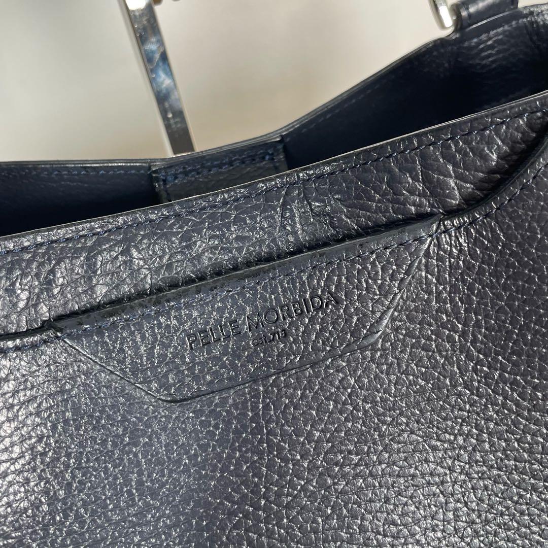 ペッレモルビダ　コローレ　トートバッグ　レザー　ネイビー